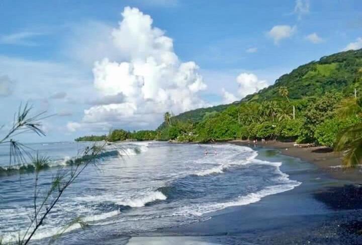 L'Auberge De Jeunesse Tahiti Iti - Beach Hostel Afaahiti Exterior foto